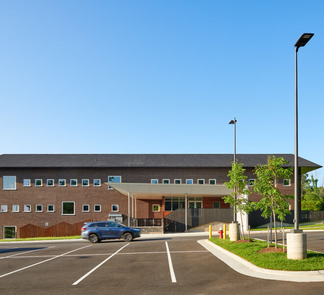 12 Loudoun School